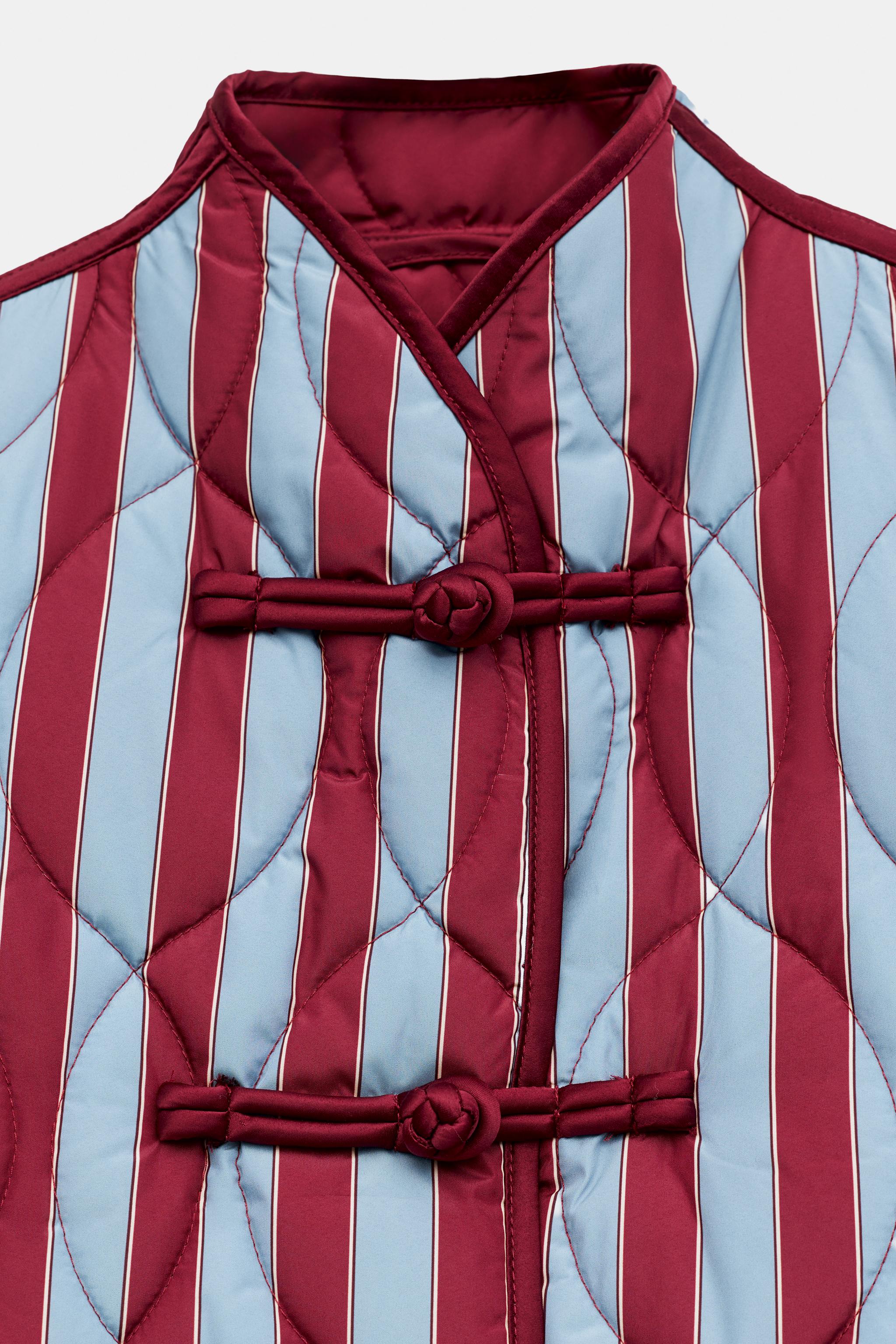 BLOUSON MATELASSÉ À RAYURES ET BRANDEBOURGS